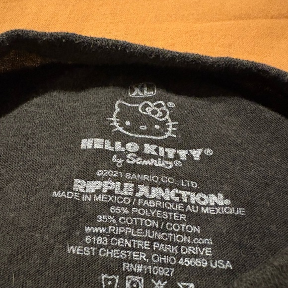 emo kitty tee - Picture 2 of 3